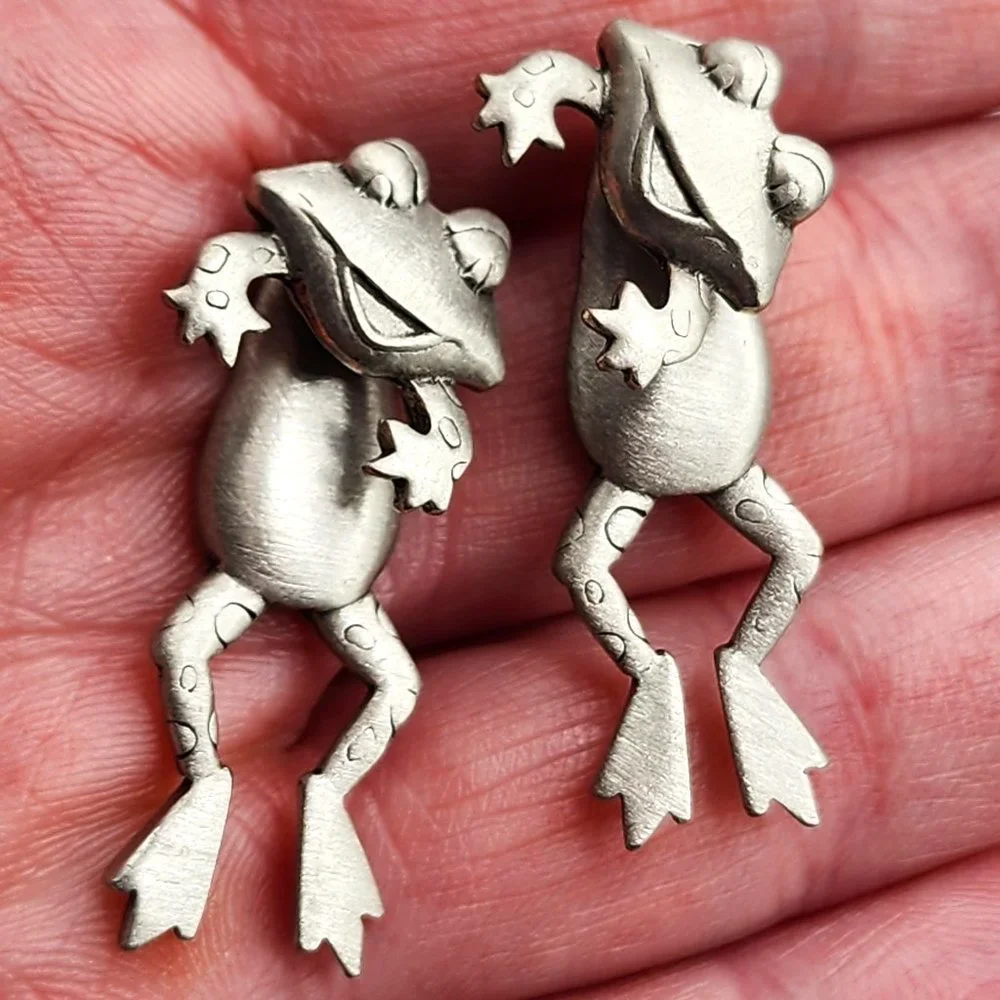 Vintage J.J. Jonette Jewelry Pewter 3D Frog Toad Two Piece Pierced Earrings